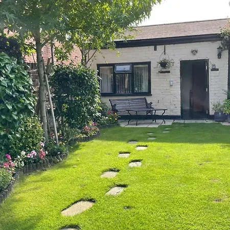 The Coach House Villa Bewdley Exterior photo